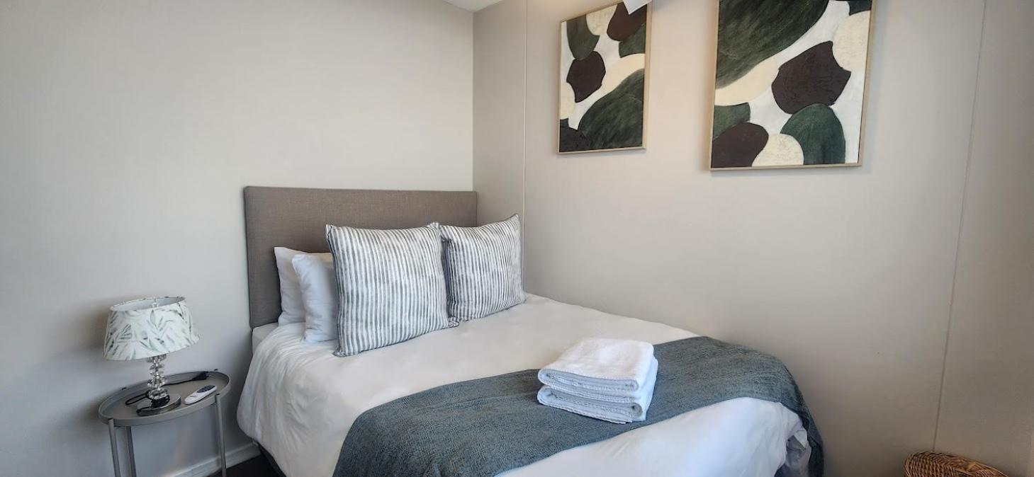 Apartment Beachfront With Amazing Views On Kite Surfing Cape Town